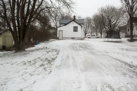 113 1st Street SW Fairfax MN 55332