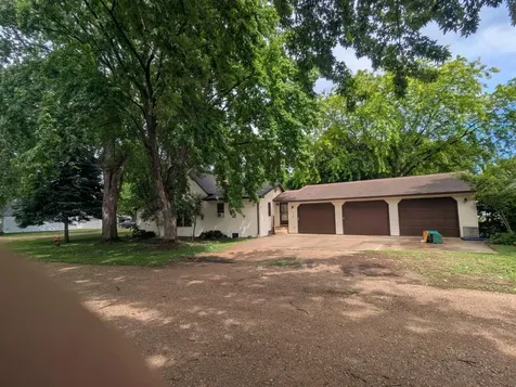 110 N Grant Street Taunton MN 56291