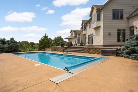 9721 Frontier Lane Lakeville MN 55044