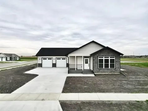 1106 Sunflower Rd Rwf Redwood Falls MN 56283