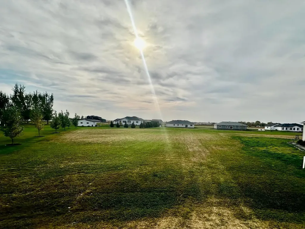 212 Laverne Lane N Colfax ND 58018