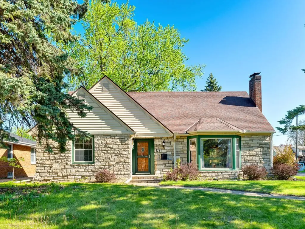 775 Wheelock Parkway E Saint Paul MN 55106