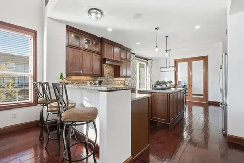 3829 Pascolo Bend Chaska MN 55318
