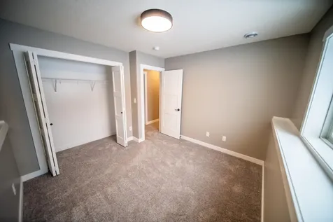 809 5th Avenue NW Dodge Center MN 55927