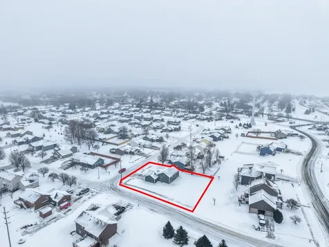 809 5th Avenue NW Dodge Center MN 55927