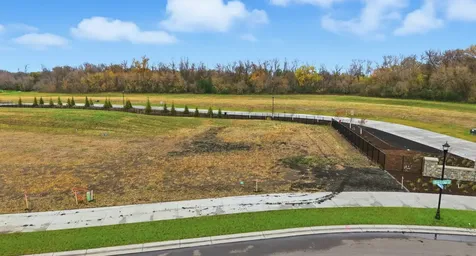 8142 Kirkwood Drive Horace ND 58047