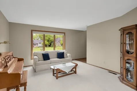 10324 170th Street W Lakeville MN 55044