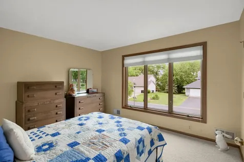 10324 170th Street W Lakeville MN 55044