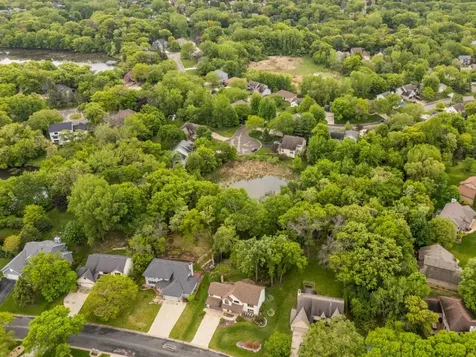 10324 170th Street W Lakeville MN 55044