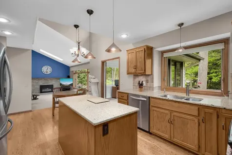 10324 170th Street W Lakeville MN 55044