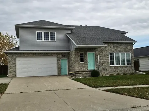1842 52nd Street S Fargo ND 58103