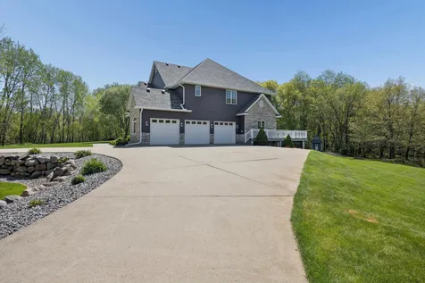 8914 136th Avenue SE Becker MN 55308