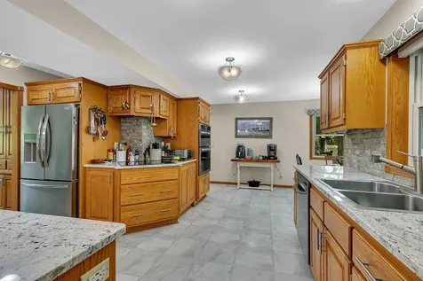607 2 1/2 Street N Sartell MN 56377