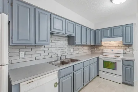 907 Monterey Drive Shoreview MN 55126