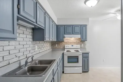 907 Monterey Drive Shoreview MN 55126