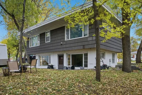 1002 9th Street S Moorhead MN 56560