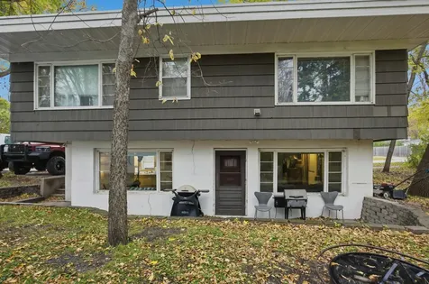 1002 9th Street S Moorhead MN 56560