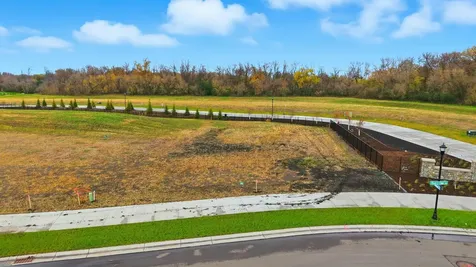 8148 Kirkwood Drive Horace ND 58047