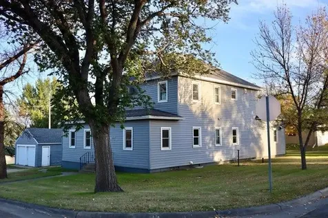 407 7th Avenue W Lisbon ND 58054