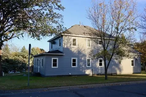 407 7th Avenue W Lisbon ND 58054