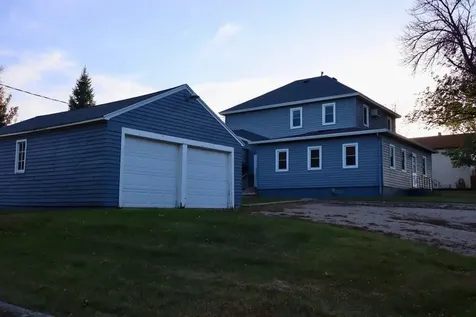 407 7th Avenue W Lisbon ND 58054