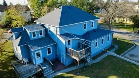 407 7th Avenue W Lisbon ND 58054