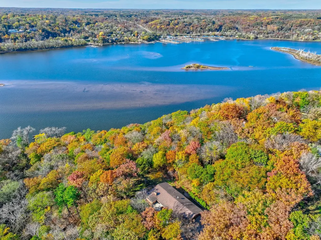 1430 Triangle Drive Saint Joseph Twp WI 54082