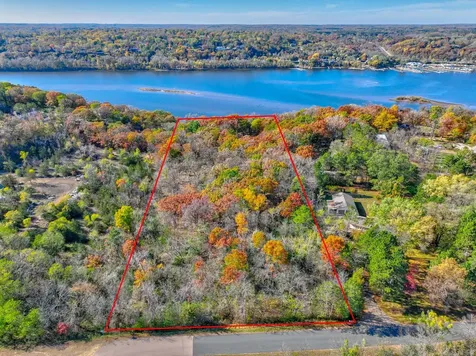 1430 Triangle Drive Saint Joseph Twp WI 54082