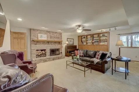 1430 Triangle Drive Saint Joseph Twp WI 54082
