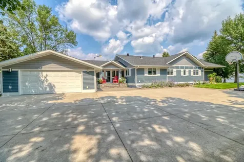 22623 Knollwood Lane Pelican Rapids MN 56572