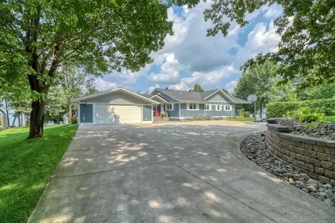 22623 Knollwood Lane Pelican Rapids MN 56572