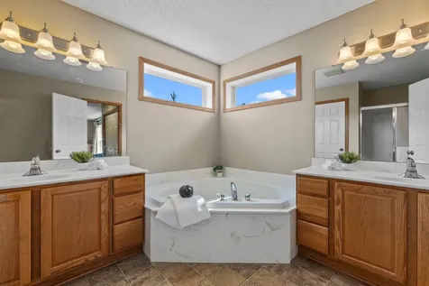 9207 W 136th Street Savage MN 55378
