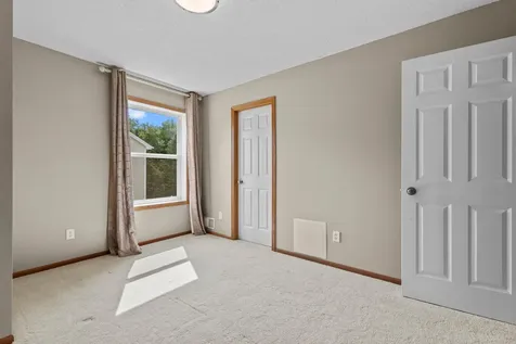 9207 W 136th Street Savage MN 55378