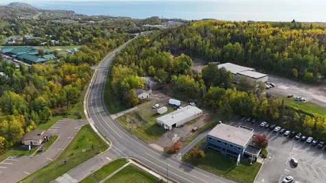 83 Outer Drive Silver Bay MN 55614