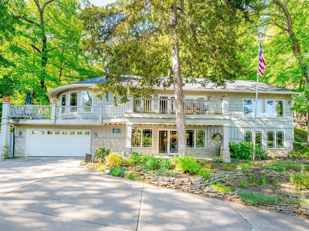 4350 River Road S Afton MN 55001