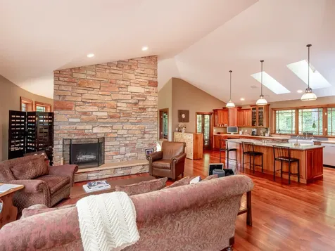 4350 River Road S Afton MN 55001