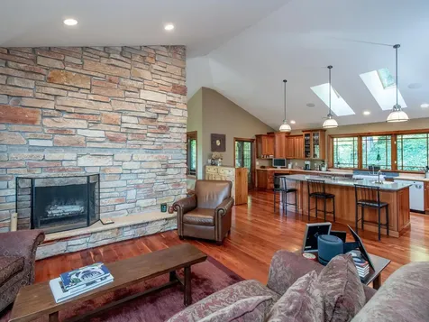 4350 River Road S Afton MN 55001