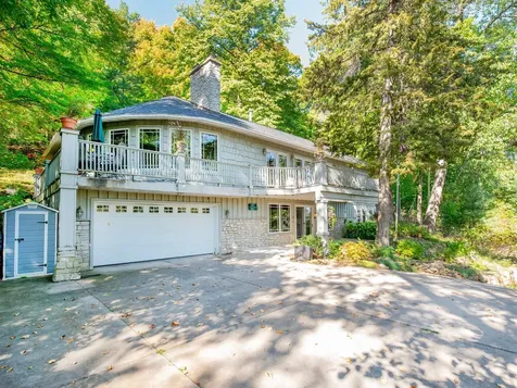 4350 River Road S Afton MN 55001