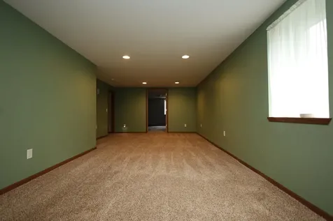 704 3rd Avenue NE Hillsboro ND 58045