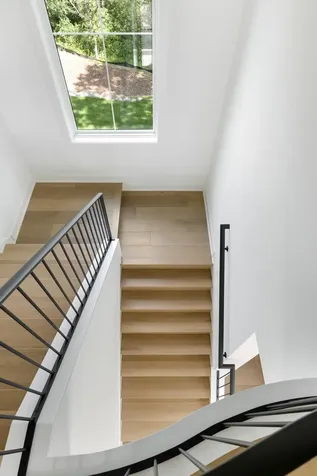 260 Eastwood Court Chanhassen MN 55317