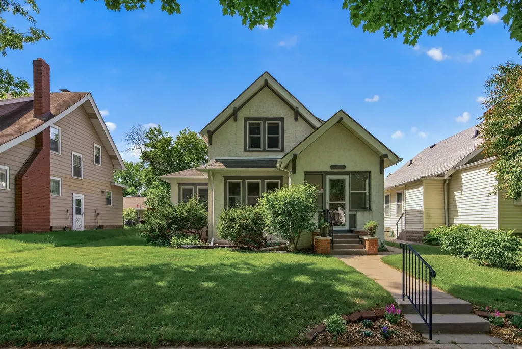 1480 Fairmount Avenue Saint Paul MN 55105