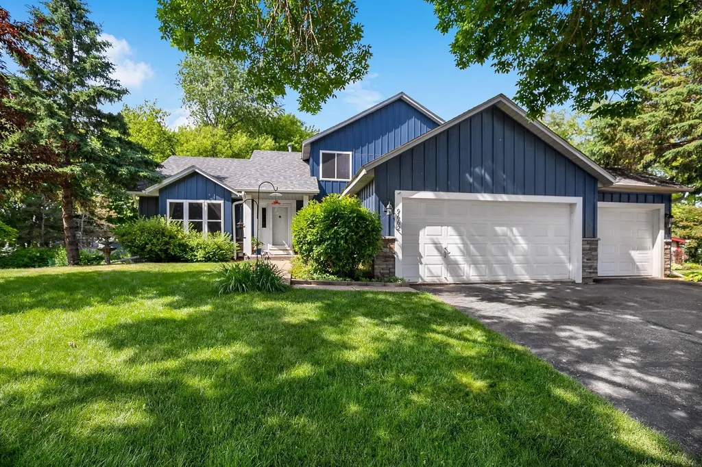 9662 84th Street Bay S Cottage Grove MN 55016