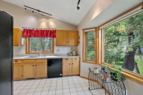 9662 84th Street Bay S Cottage Grove MN 55016