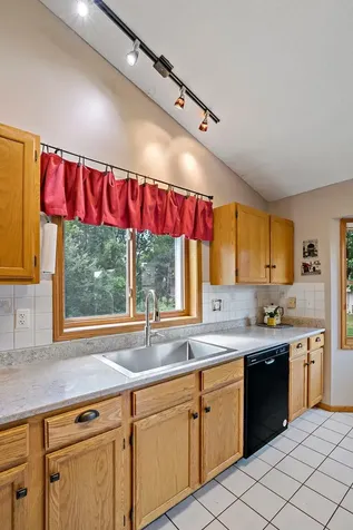 9662 84th Street Bay S Cottage Grove MN 55016