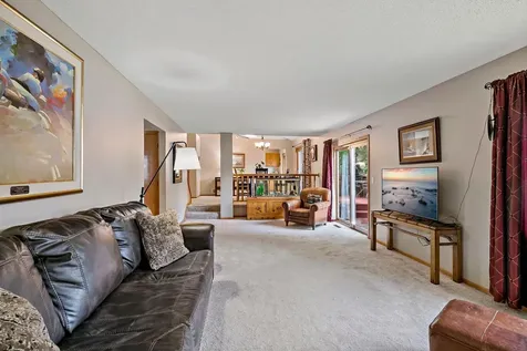 9662 84th Street Bay S Cottage Grove MN 55016