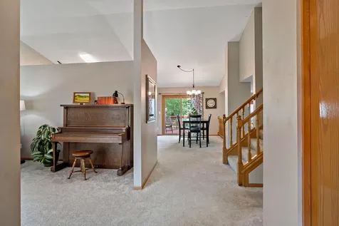 9662 84th Street Bay S Cottage Grove MN 55016