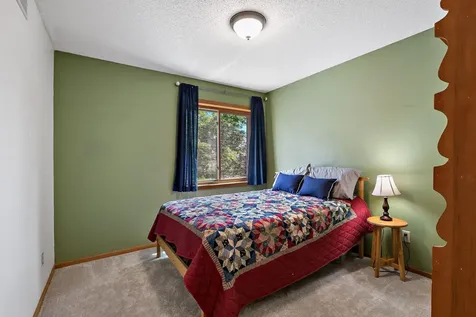 9662 84th Street Bay S Cottage Grove MN 55016