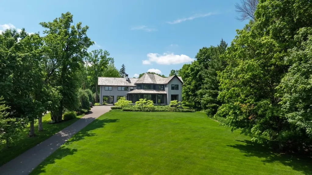 2657 Woodbridge Road Minnetonka Beach MN 55391