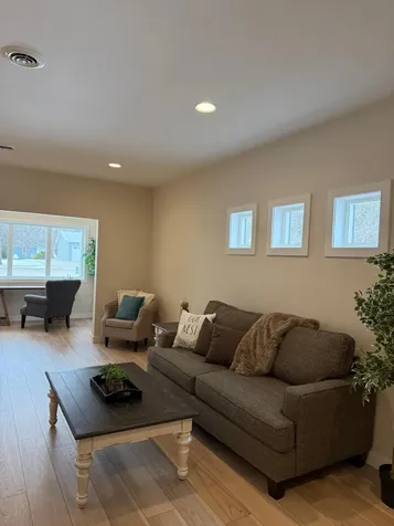 316 SW 4th Avenue SW Hankinson ND 58041