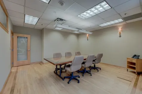 1201 Yale Place Minneapolis MN 55403